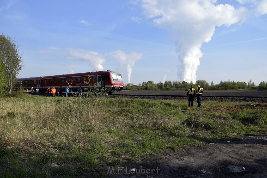 Schwerer VU LKW Zug Bergheim Kenten Koelnerstr P035.JPG - Miklos Laubert